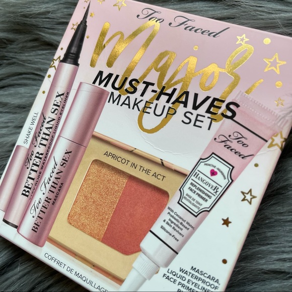TOO FACED 🍑 MAJOR MUST HAVES - Picture 4 of 4